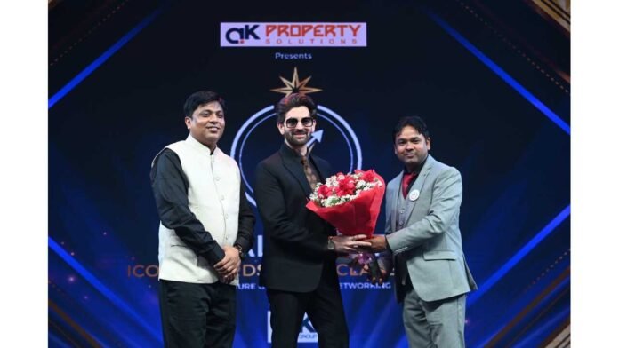 अमीषा पटेल,नील नितिन मुकेश ,रियल एस्टेट आइकॉन अवार्ड,हिमांशु कुमार कुशवाहा